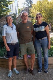 Brigitte, Yves, Paulette Vainqueurs de la pétanque du 25 septembre 2006 : Brigitte, Yves, Paulette